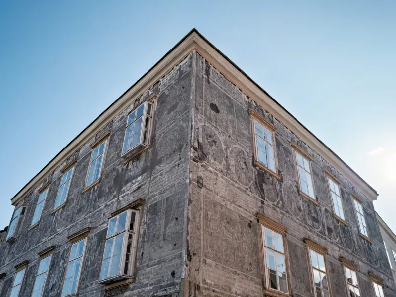 Die Geschichte auf der Fassade